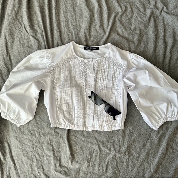 SOLD NWOT White Cotton Cropped Blouse - Picture 5 of 16